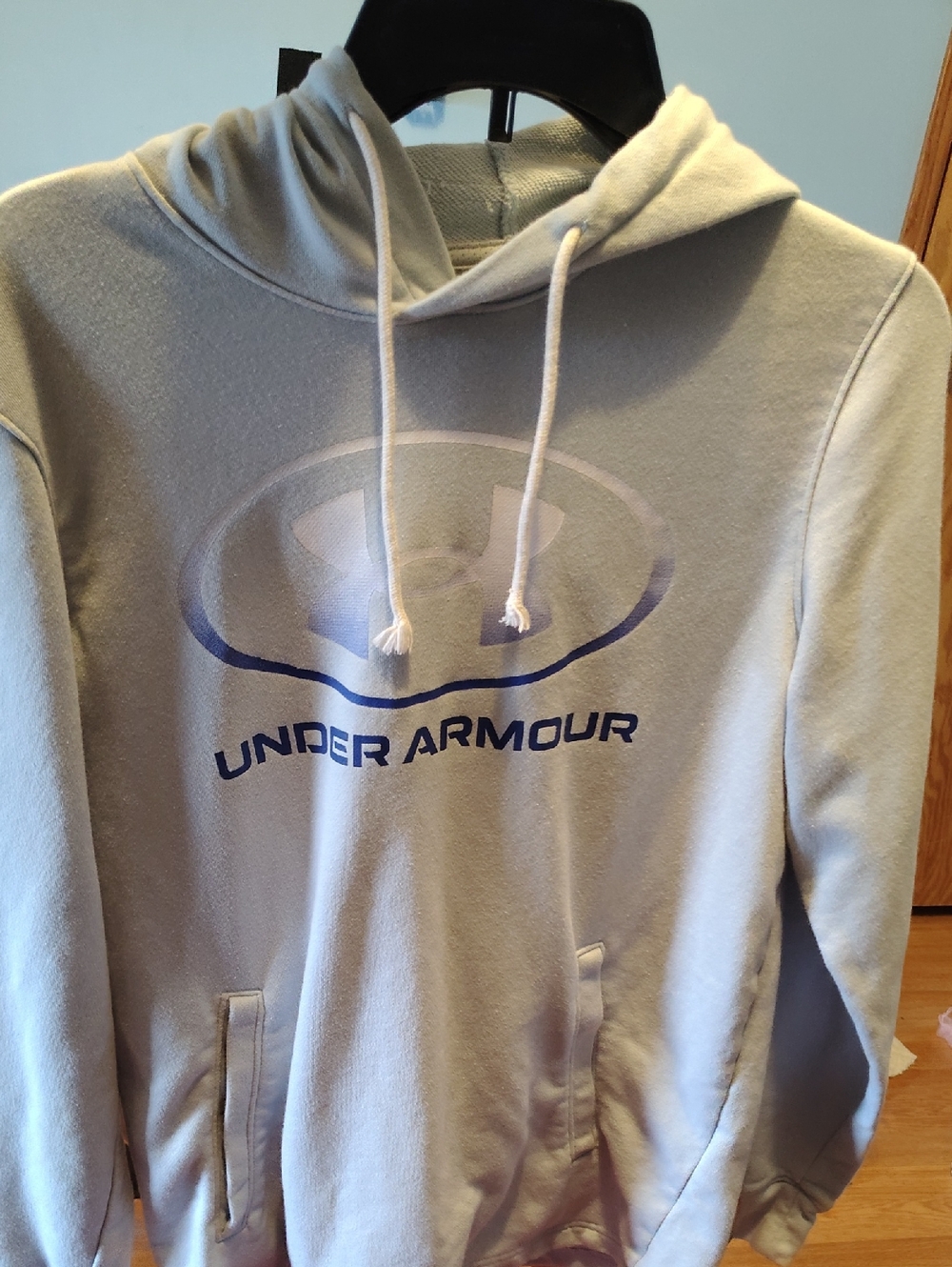 Under Armour Women's Light Gray Crewneck Hoodie with Navy Logo